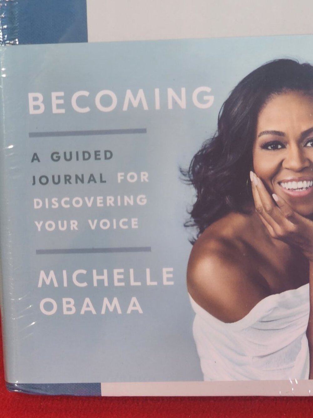 Becoming A Guided Journal for Discovering Your Voice by Michelle Obama - Picture 5 of 16
